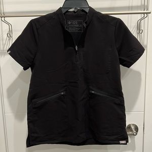 FIGS NATA TOP IN XS.